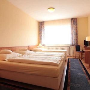 Dreibettzimmer